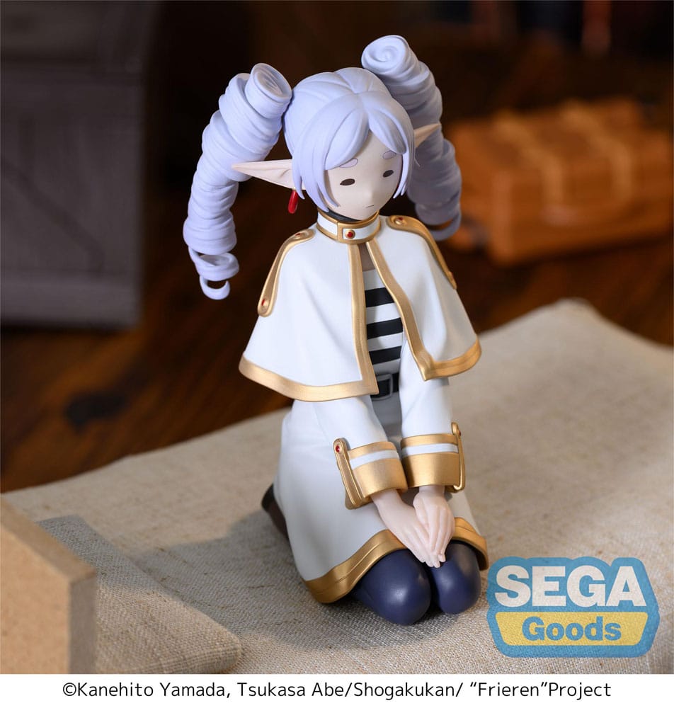 Frieren: Beyond Journey's End Frieren Ringlets Clear Ver. Perching Sega Prize Figure 10cm