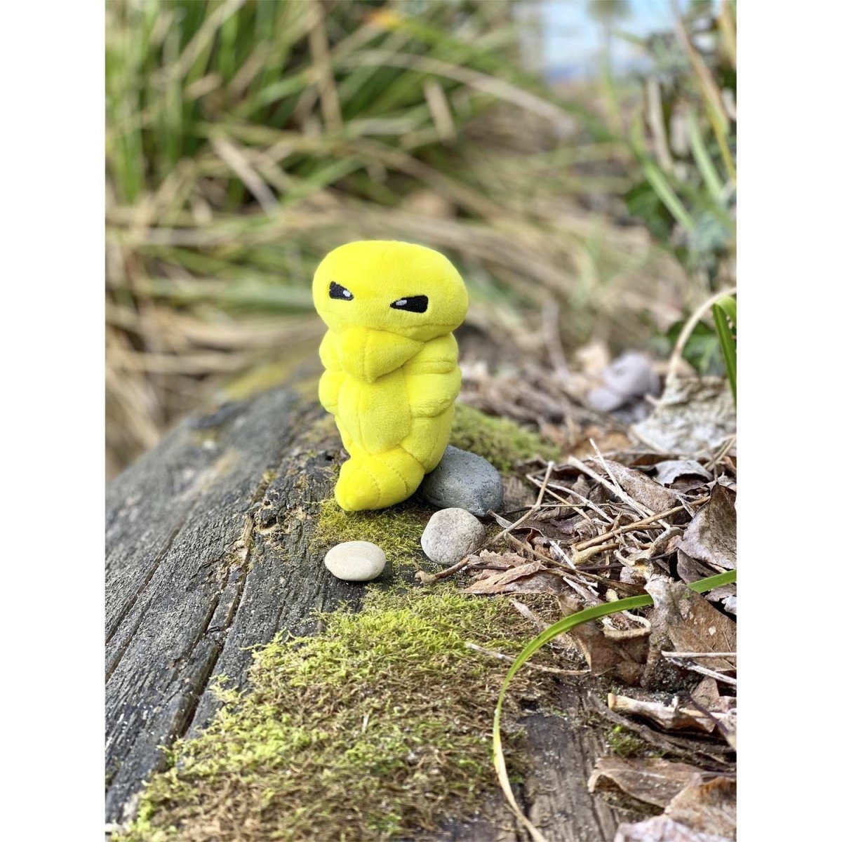 Pokemon Kakuna Kanto Sitting Cuties Plush Toy 14cm