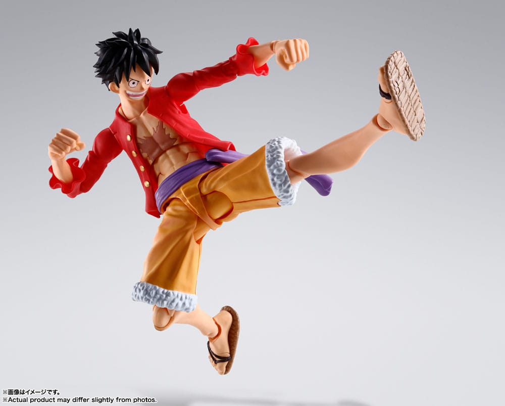 One Piece Monkey D. Luffy Raid on Onigashima S.H. Figure Arts Figure 14cm