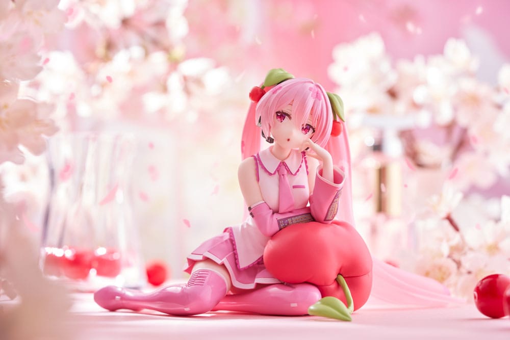 Vocaloid Hatsune Miku Sakura Cherry Cushion Taito Prize Figure 13cm