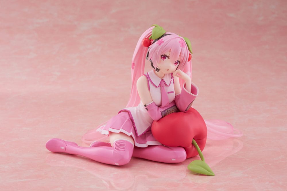 Vocaloid Hatsune Miku Sakura Cherry Cushion Taito Prize Figure 13cm