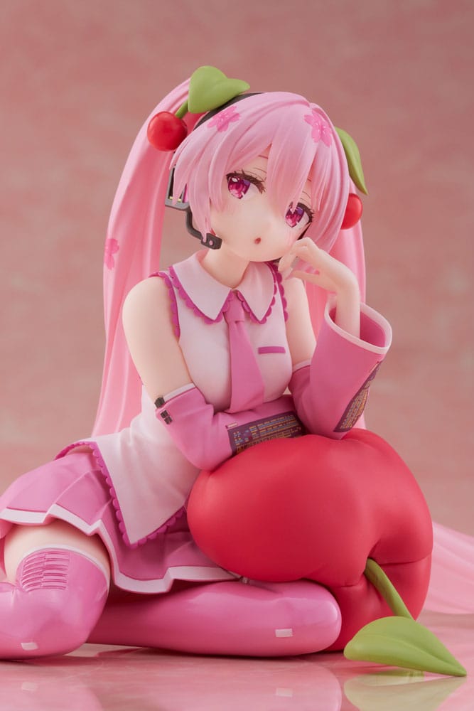 Vocaloid Hatsune Miku Sakura Cherry Cushion Taito Prize Figure 13cm