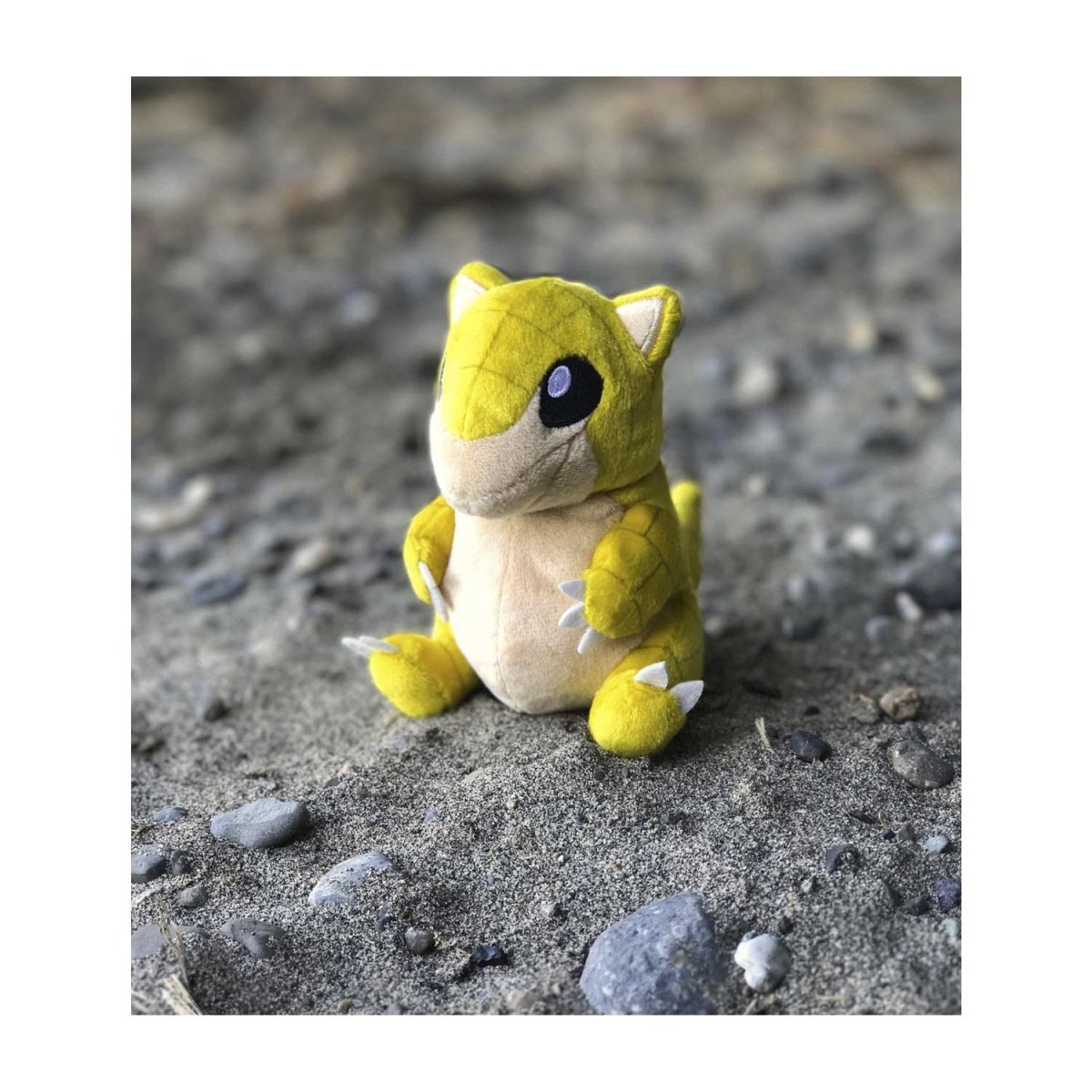 Pokemon Sandshrew Kanto Sitting Cuties Plush Toy 12cm