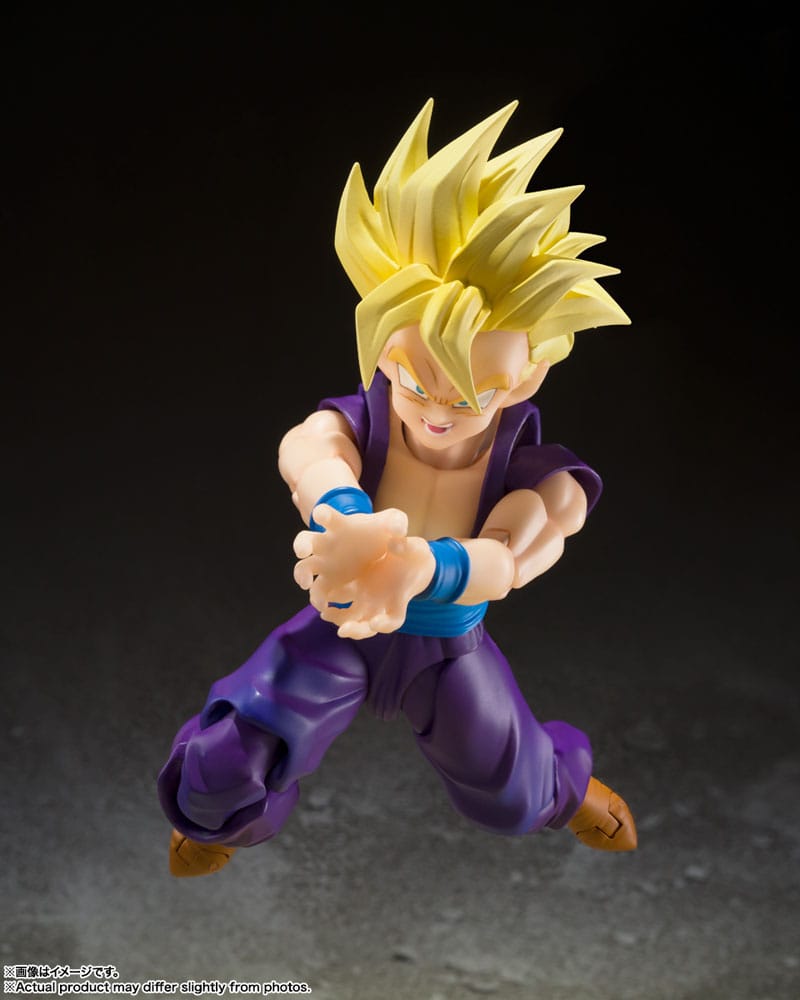 Dragon Ball Z Super Saiyan Son Gohan - The Warrior Who Surpassed Goku S.H. Figure Arts Figure 11cm