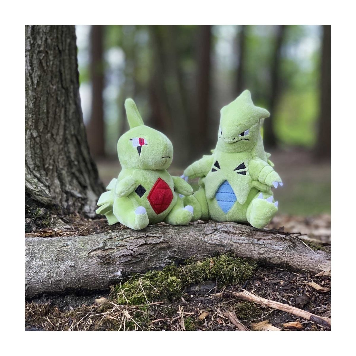 Pokemon Larvitar Johto Sitting Cuties Plush 15cm