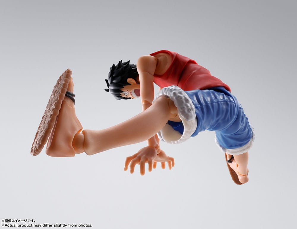 One Piece Monkey D. Luffy Romance Dawn S.H. Figure Arts Figure 15cm