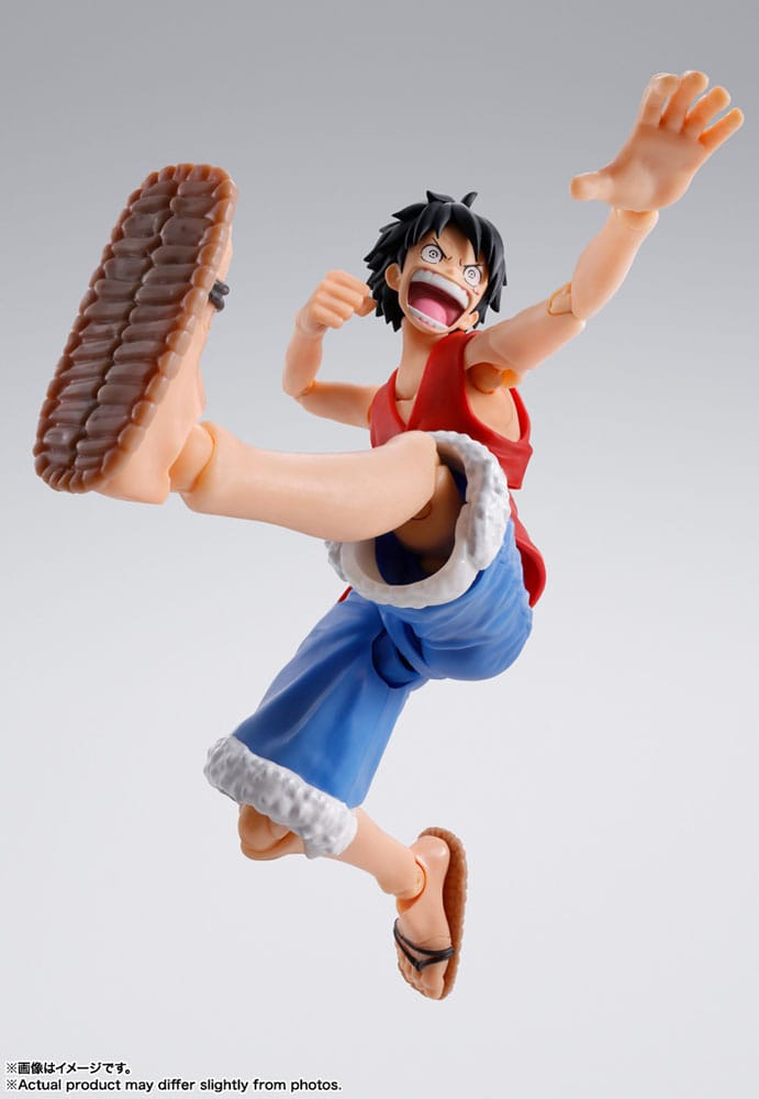 One Piece Monkey D. Luffy Romance Dawn S.H. Figure Arts Figure 15cm