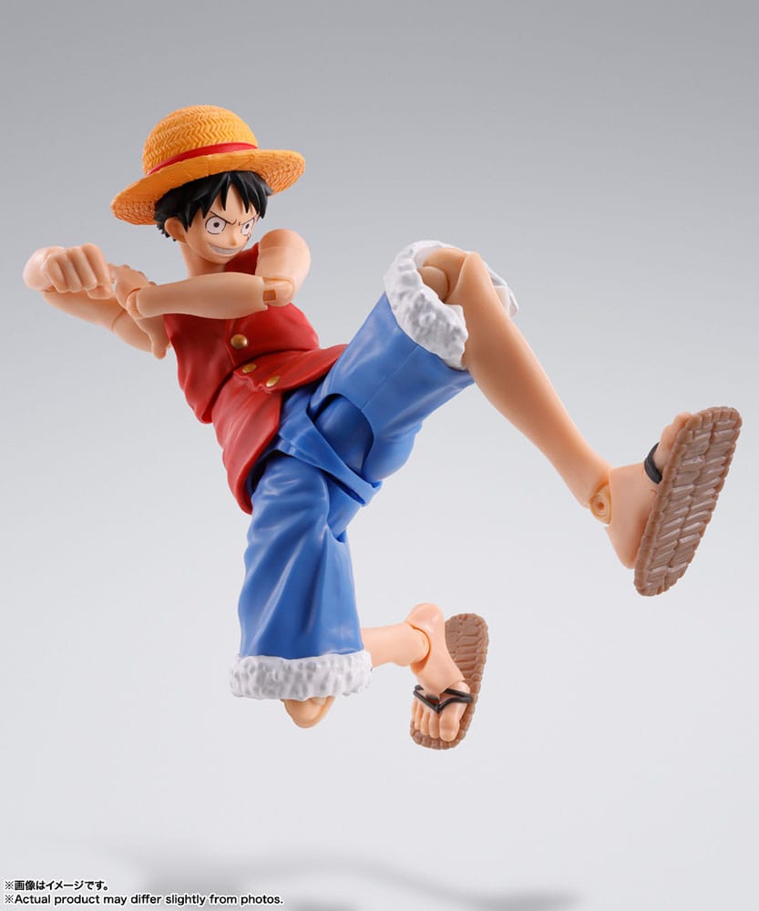 One Piece Monkey D. Luffy Romance Dawn S.H. Figure Arts Figure 15cm