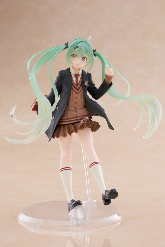 Vocaloid Hatsune Miku Fashion Preppy Taito Prize Figure 18cm