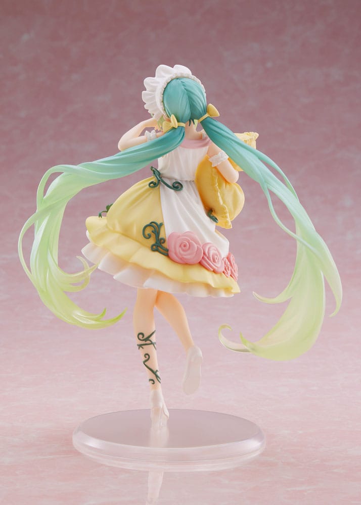 Vocaloid Hatsune Miku Sleeping Beauty Taito Prize Figure 18cm