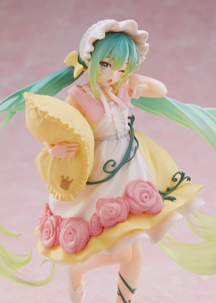 Vocaloid Hatsune Miku Sleeping Beauty Taito Prize Figure 18cm