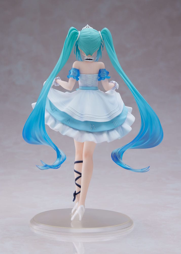 Vocaloid Hatsune Miku Wonderland Cinderella Ver. Taito Prize Figure 18cm